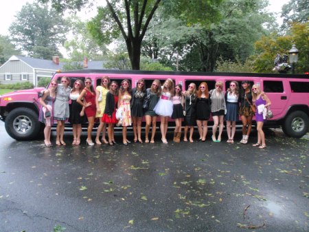 pink hummer limo nyc P9120054